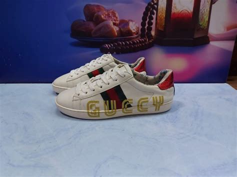 gucci 431920|Gucci ace sneakers with bee.